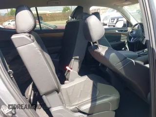 2025 Volkswagen Atlas SE with VIN 1V2HR2CA8SC512047, listed as a IAAI auction lot 42666603 with 6,398 mi miles and . Bid and sale history available at DreamBid. Image 8.