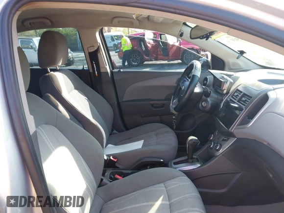 2015 Chevrolet Sonic LT with VIN 1G1JC5SH5F4175981, listed as a IAAI auction lot 41925059 with 122,223 mi miles and . Bid and sale history available at DreamBid. Image 5.