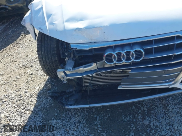 2018 Audi Q5 Premium Plus with VIN WA1BNAFY1J2103568, listed as a IAAI auction lot 41445298 with 38,385 mi miles. Bid and sale history available at carsss.com. Image 6.