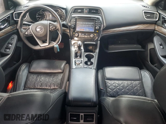 2016 Nissan Maxima SR with VIN 1N4AA6AP7GC422555, listed as a Copart auction lot 88661035 with 83,229 mi miles and Salvage title. Bid and sale history available at DreamBid. Image 8.