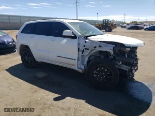 2022 Jeep Grand Cherokee WK Laredo X with VIN 1C4RJEAGXNC155464, listed as a Copart auction lot 72359794 with 26,683 mi miles and Salvage Title. Bid and sale history available at carsss.com. Image 4.