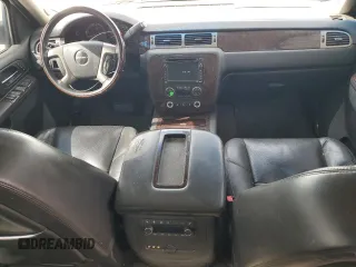 2011 GMC Yukon Denali with VIN 1GKS2EEF9BR257982, listed as a Copart auction lot 49911625 with 200,446 mi miles and Salvage Title. Bid and sale history available at carsss.com. Image 8.