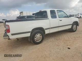 1997 Toyota T100 DX z VIN JT4TN12D0V0035620, wystawiony jako Copart lot #69925814 z przebiegiem Nie podano mil oraz Szkody całkowita. Historia ofert i sprzedaży dostępna na DreamBid. Obrazek 3.