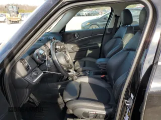 2019 MINI Countryman Cooper S z VIN WMZYT3C52K3E95468, wystawiony jako Copart lot #46918195 z przebiegiem 62 029 mil mil oraz Szkoda całkowita • Salvage title. Historia ofert i sprzedaży dostępna na DreamBid. Obrazek 7.