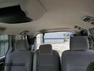2005 Toyota Sienna CE z VIN 5TDZA23C45S240422, wystawiony jako Copart lot #56770965 z przebiegiem 225 623 mil mil oraz Szkoda całkowita • Salvage title. Historia ofert i sprzedaży dostępna na DreamBid. Obrazek 10.