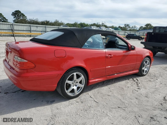 2000 Mercedes-Benz CLK-Class with VIN WDBLK70G0YT030086, listed as a Copart auction lot 87410504 with 52,413 mi miles and Salvage Title. Bid and sale history available at carsss.com. Image 3.