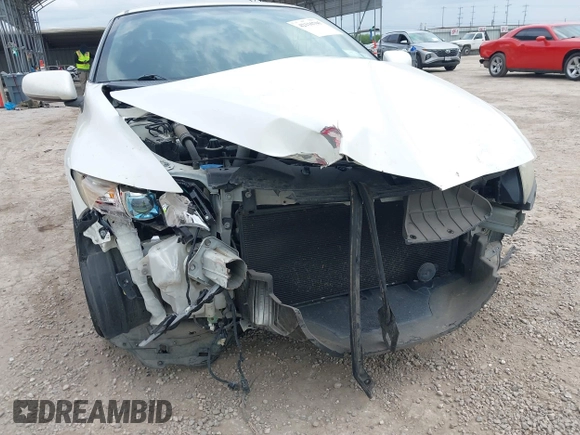 2015 Honda CR-Z EX z VIN JHMZF1D61FS001373, wystawiony jako IAAI lot #42116705 z przebiegiem 121 280 mil mil oraz . Historia ofert i sprzedaży dostępna na DreamBid. Obrazek 6.