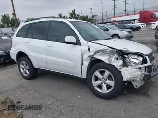 2005 Toyota RAV4 with VIN JTEGD20V750057938, listed as a IAAI auction lot 41894571 with 158,589 mi miles. Bid and sale history available at carsss.com. Image 1.
