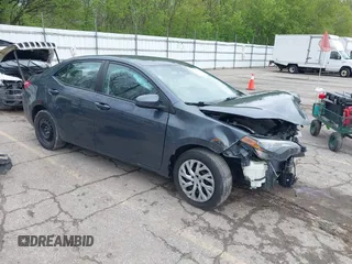 2018 Toyota Corolla L z VIN 2T1BURHE6JC986644, wystawiony jako IAAI lot #42211600 z przebiegiem 163 332 mil mil oraz . Historia ofert i sprzedaży dostępna na DreamBid. Obrazek 1.