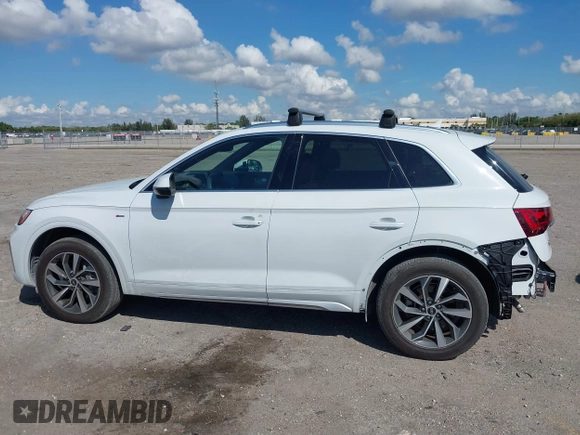 2023 Audi Q5 S line Premium with VIN WA1GAAFY9P2056512, listed as a IAAI auction lot 41686353 with 13,959 mi miles. Bid and sale history available at carsss.com. Image 14.