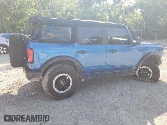 2021 Ford Bronco z VIN 1FMDE5BH2MLA73700, wystawiony jako Copart lot #63024595 z przebiegiem 63 174 mil mil oraz Szkoda całkowita • Salvage title. Historia ofert i sprzedaży dostępna na DreamBid. Obrazek 3.