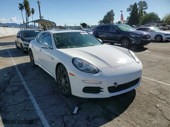 2015 Porsche Panamera 4 with VIN WP0AA2A7XFL007425, listed as a Copart auction lot 39322434 with 74,117 mi miles. Bid and sale history available at carsss.com. Image 11.