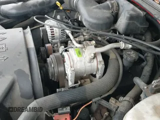 2004 Chevrolet Silverado 1500 Work Truck с VIN 1GCEC19X84Z193857, выставлен на аукционе IAAI как лот 42304974 с пробегом 220 495 миль миль и . История ставок и продаж доступна на DreamBid. Изображение 14.