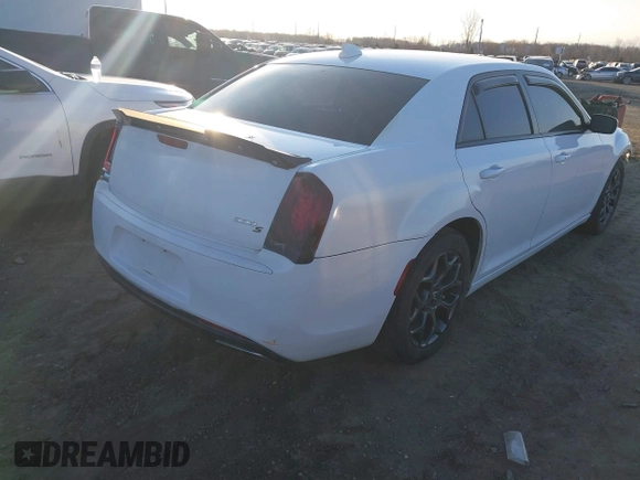 2018 Chrysler 300 with VIN 2C3CCAGG9JH250674, listed as a IAAI auction lot 41770040 with 147,642 mi miles. Bid and sale history available at carsss.com. Image 4.