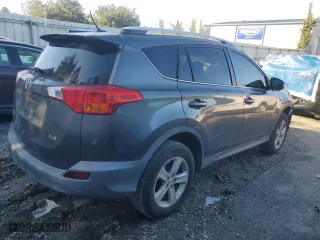 2014 Toyota RAV4 XLE with VIN 2T3WFREV6EW129221, listed as a Copart auction lot 85928224 with 196,710 mi miles and Salvage Title. Bid and sale history available at carsss.com. Image 3.