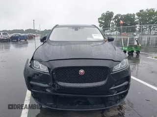 2018 Jaguar F-Pace 25t Prestige with VIN SADCK2FX8JA257821, listed as a IAAI auction lot 40053244 with 111,254 mi miles and . Bid and sale history available at DreamBid. Image 6.