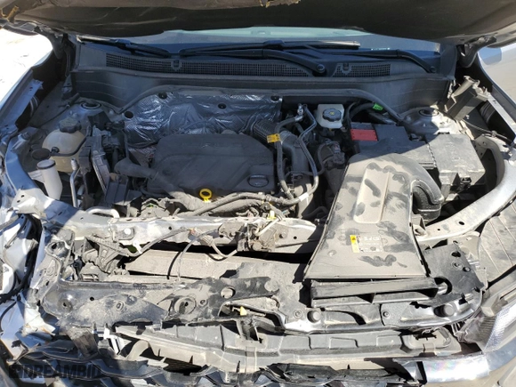 2025 Chevrolet Trax 2RS with VIN KL77LJEP1SC005739, listed as a Copart auction lot 49641885 with 5,800 mi miles and Salvage Title. Bid and sale history available at carsss.com. Image 12.
