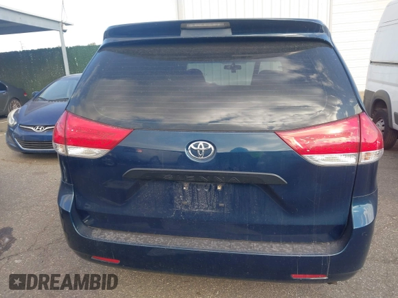 2011 Toyota Sienna with VIN 5TDZK3DC9BS028189, listed as a IAAI auction lot 41448585 with 203,181 mi miles. Bid and sale history available at carsss.com. Image 16.