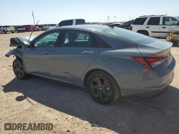 2022 Hyundai Elantra SEL z VIN KMHLM4AG4NU305405, wystawiony jako Copart lot #52662805 z przebiegiem 37 329 mil mil oraz Szkoda całkowita • Salvage title. Historia ofert i sprzedaży dostępna na DreamBid. Obrazek 2.