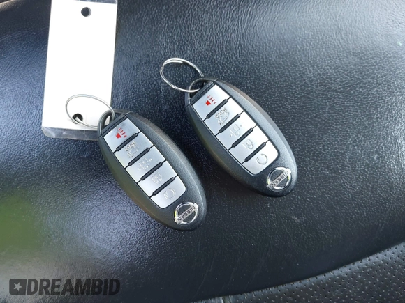 2017 Nissan Pathfinder SV с VIN 5N1DR2MM9HC637474, выставлен на аукционе IAAI как лот 42698010 с пробегом 163 976 миль миль и . История ставок и продаж доступна на DreamBid. Изображение 11.