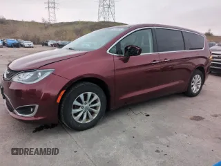 2020 Chrysler Pacifica Touring with VIN 2C4RC1FG2LR126900, listed as a Copart auction lot 54240625 with 111,988 mi miles and Salvage Title. Bid and sale history available at DreamBid. Image 1.