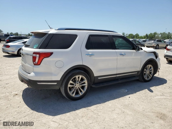 2018 Ford Explorer Limited with VIN 1FM5K7F8XJGA97279, listed as a Copart auction lot 52440625 with 45,679 mi miles and Salvage Title. Bid and sale history available at carsss.com. Image 3.