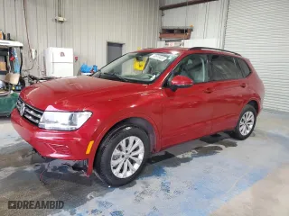 2019 Volkswagen Tiguan S with VIN 3VV1B7AX7KM121824, listed as a Copart auction lot 49919035 with 63,665 mi miles and Salvage Title. Bid and sale history available at carsss.com. Image 1.