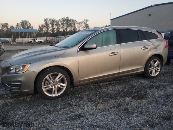 2015 Volvo V60 T5 Drive-E Premier with VIN YV140MEK8F1261621, listed as a Copart auction lot 73959574 with 74,546 mi miles and Salvage Title. Bid and sale history available at carsss.com. Image 1.