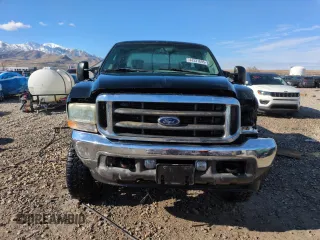 2003 Ford Super Duty F-250 XL with VIN 1FTNX21P03ED15381, listed as a Copart auction lot 44331695 with 140,802 mi miles and Salvage Title. Bid and sale history available at carsss.com. Image 5.