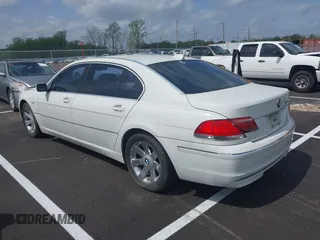2006 BMW 7 Series 750Li with VIN WBAHN83516DT32361, listed as a IAAI auction lot 41973491 with 170,428 mi miles. Bid and sale history available at carsss.com. Image 3.