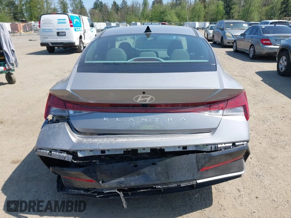 2025 Hyundai Elantra SEL Convenience with VIN KMHLS4DG0SU985915, listed as a IAAI auction lot 42111123 with 680 mi miles and . Bid and sale history available at DreamBid. Image 16.
