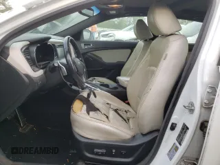 2013 Kia Optima SX z VIN 5XXGR4A62DG118828, wystawiony jako Copart lot #56252725 z przebiegiem 176 359 mil mil oraz Szkoda całkowita • Salvage title. Historia ofert i sprzedaży dostępna na DreamBid. Obrazek 7.