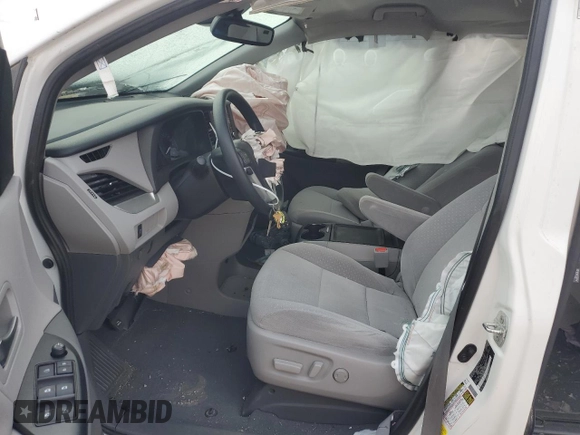 2020 Toyota Sienna LE Auto Access Seat with VIN 5TDKZ3DC6LS059981, listed as a Copart auction lot 45213775 with 65,668 mi miles and Salvage Title. Bid and sale history available at DreamBid. Image 7.