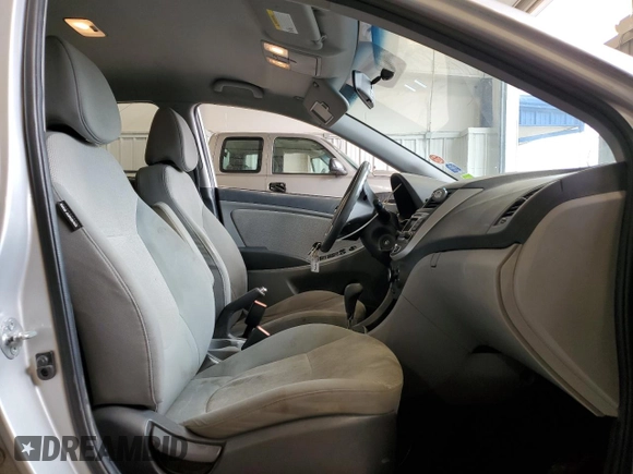 2014 Hyundai Accent GLS with VIN KMHCT4AE1EU675132, listed as a Copart auction lot 52580865 with 109,052 mi miles and Non Repairable. Bid and sale history available at carsss.com. Image 7.