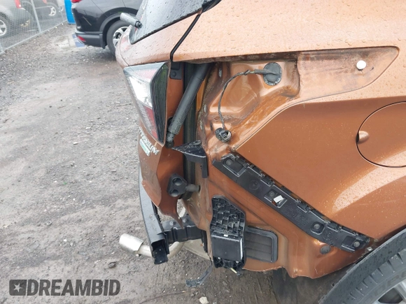 2017 Ford Escape Titanium with VIN 1FMCU0JD3HUB20846, listed as a IAAI auction lot 42182260 with 28,610 mi miles and . Bid and sale history available at DreamBid. Image 19.