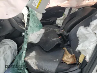 2024 Mitsubishi Outlander S z VIN JA4ARUAU9RU004812, wystawiony jako Copart lot #62010385 z przebiegiem Nie podano mil oraz Nie do naprawy • Non repairable. Historia ofert i sprzedaży dostępna na DreamBid. Obrazek 7.