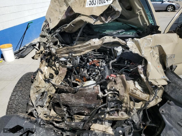 2017 Toyota Tacoma SR5 with VIN 3TMCZ5ANXHM044932, listed as a Copart auction lot 58738214 with 0 mi miles and Non Repairable. Bid and sale history available at carsss.com. Image 11.
