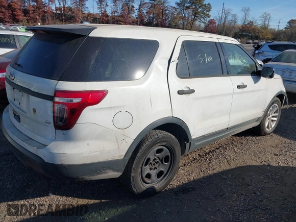 2013 Ford Police Interceptor Utility z VIN 1FM5K8AR1DGC20753, wystawiony jako IAAI lot #40718640 z przebiegiem Nie podano mil oraz . Historia ofert i sprzedaży dostępna na DreamBid. Obrazek 4.