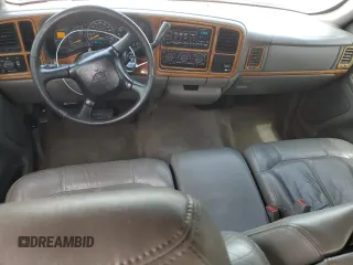 2000 Chevrolet Silverado 1500 LS with VIN 2GCEC19T4Y1323841, listed as a Copart auction lot 53665575 with 170,812 mi miles and Clean Title. Bid and sale history available at carsss.com. Image 8.