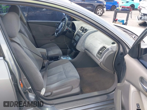 2007 Nissan Altima 2.5 S with VIN 1N4AL21E27C174572, listed as a IAAI auction lot 41561396 with 148,497 mi miles. Bid and sale history available at carsss.com. Image 5.