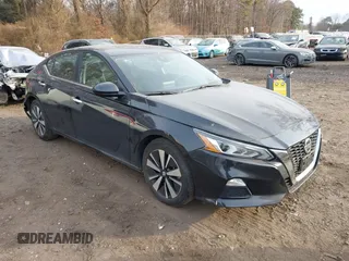2022 Nissan Altima SV z VIN 1N4BL4DVXNN411077, wystawiony jako IAAI lot #41344313 z przebiegiem 28 602 mil mil oraz . Historia ofert i sprzedaży dostępna na DreamBid. Obrazek 1.