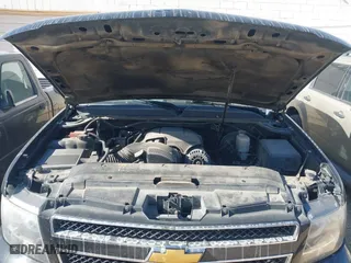 2012 Chevrolet Suburban LT with VIN 1GNSCJE09CR204947, listed as a IAAI auction lot 41501416 with 205,712 mi miles. Bid and sale history available at carsss.com. Image 10.