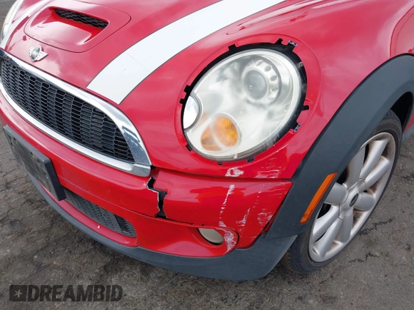 2008 MINI Hardtop S with VIN WMWMF73538TT89756, listed as a IAAI auction lot 41907020 with 139,789 mi miles and . Bid and sale history available at DreamBid. Image 16.