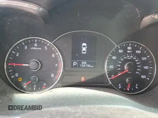 2016 Kia Forte EX z VIN KNAFX4A87G5528162, wystawiony jako Copart lot #49631115 z przebiegiem 134 796 mil mil oraz Szkoda całkowita • Salvage title. Historia ofert i sprzedaży dostępna na DreamBid. Obrazek 9.