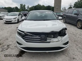 2019 Volkswagen Jetta SEL with VIN 3VWE57BU9KM075339, listed as a Copart auction lot 59847645 with 92,899 mi miles and Clean title. Bid and sale history available at DreamBid. Image 5.