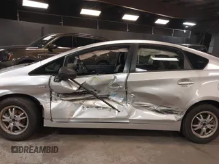2010 Toyota Prius II z VIN JTDKN3DU1A5159638, wystawiony jako IAAI lot #42253833 z przebiegiem 187 646 mil mil oraz . Historia ofert i sprzedaży dostępna na DreamBid. Obrazek 6.