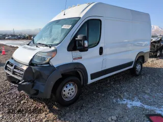 2018 Ram ProMaster Cargo with VIN 3C6TRVCG1JE146786, listed as a Copart auction lot 42612895 with 94,119 mi miles and Salvage Title. Bid and sale history available at DreamBid. Image 1.