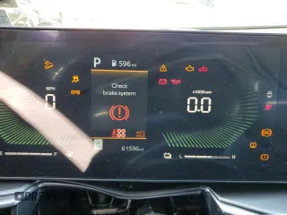 2025 Kia Sorento EX z VIN KNDRHDJG3S5299511, wystawiony jako Copart lot #54688655 z przebiegiem 61 596 mil mil oraz Szkoda całkowita • Salvage title. Historia ofert i sprzedaży dostępna na DreamBid. Obrazek 9.