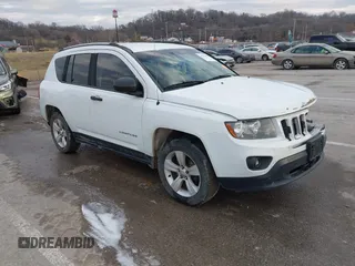2016 Jeep Compass Sport with VIN 1C4NJDBB5GD804581, listed as a IAAI auction lot 41502976 with 196,351 mi miles and . Bid and sale history available at carsss.com. Image 1.