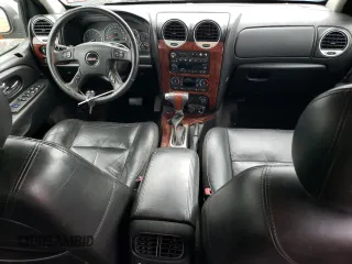 2005 GMC Envoy SLE with VIN 1GKDT13S052226910, listed as a Copart auction lot 47732655 with 170,257 mi miles and Salvage Title. Bid and sale history available at carsss.com. Image 8.